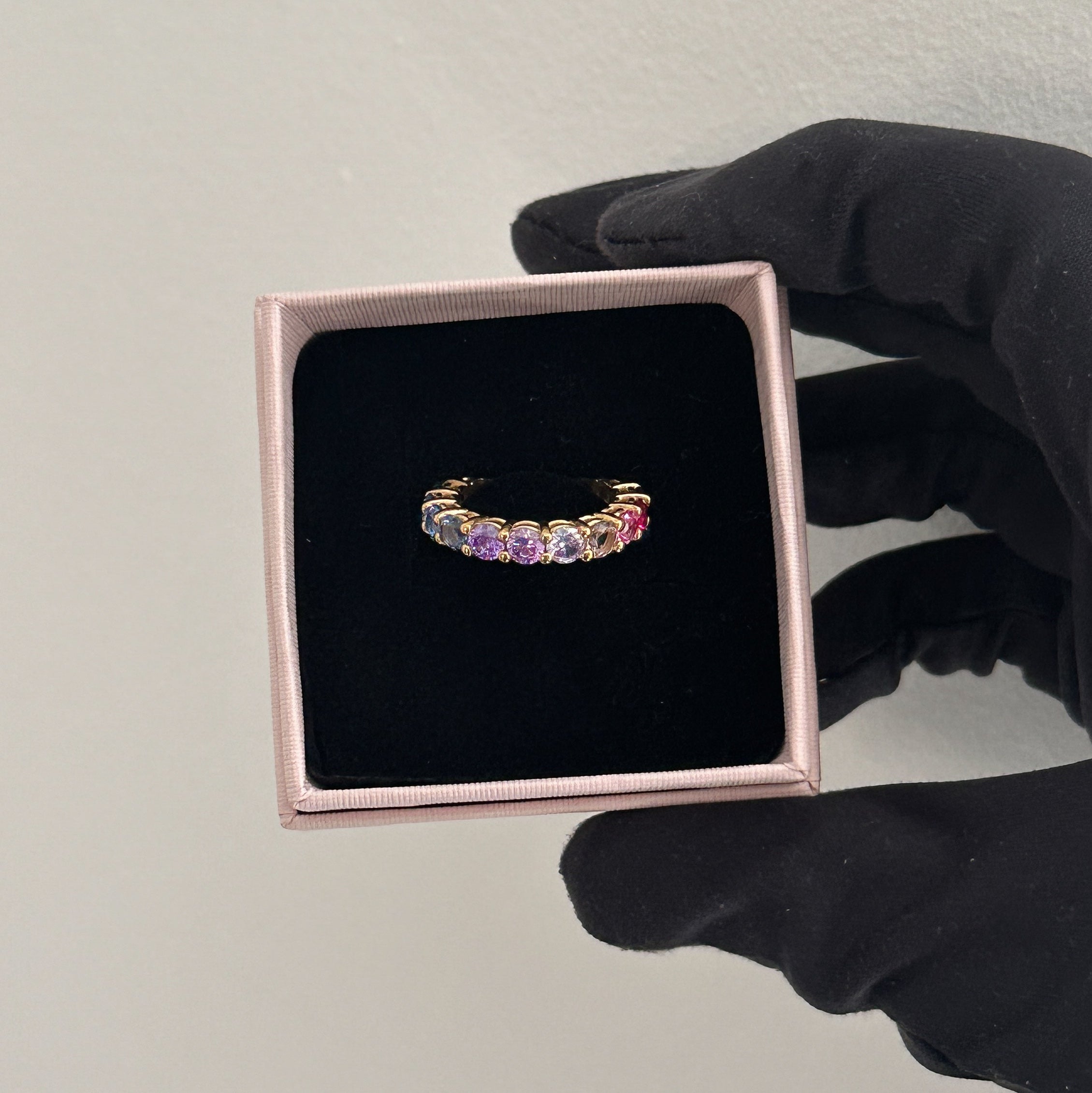 Anello veretta con zirconi color arcobaleno in argento 925