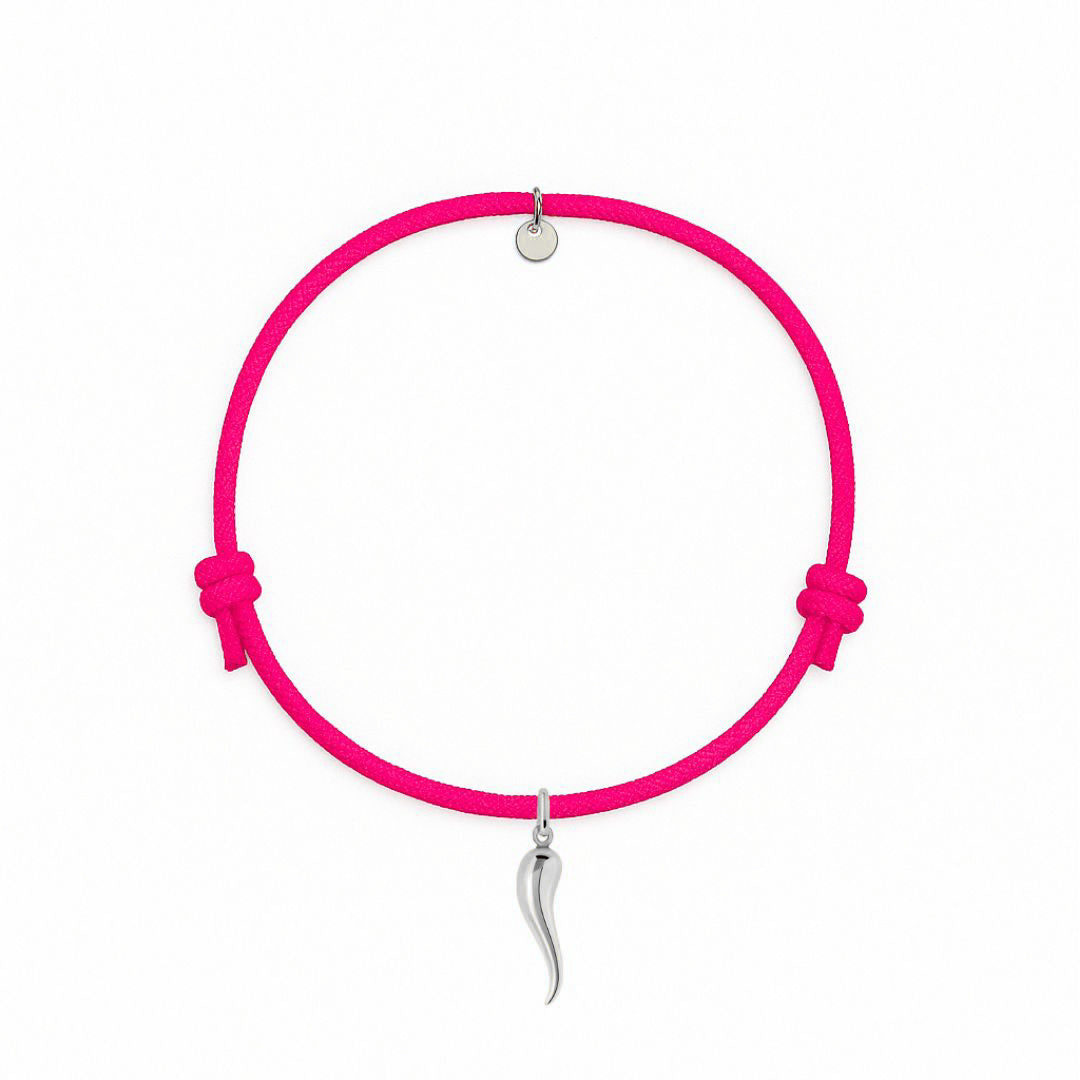 bracciale cordino fucsia con ciondolo cornetto portafortuna in argento 925