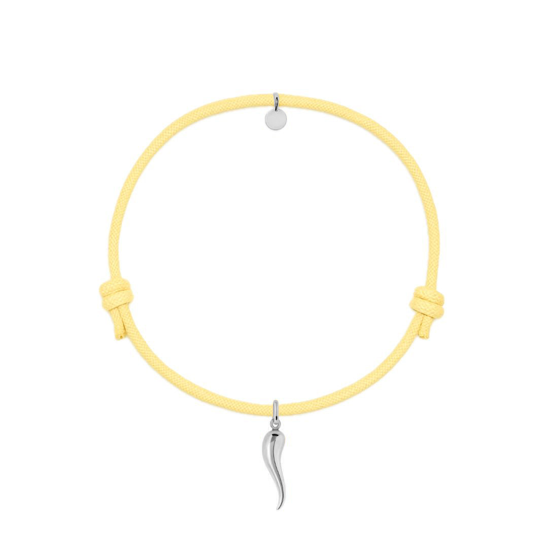 bracciale cordino giallo con ciondolo cornetto portafortuna in argento 925