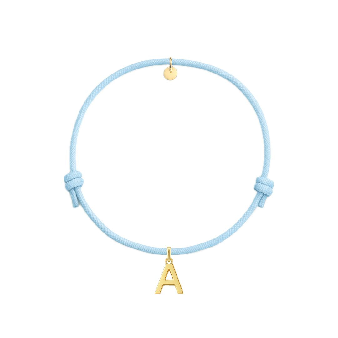 bracciale con cordino celeste e ciondolo a forma di lettera dorata in argento 925 personalizzabile