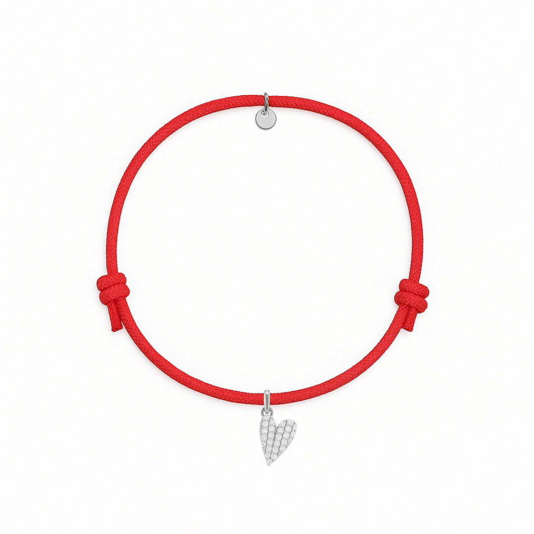 bracciale in corda rosso con ciondolo a forma di cuore
