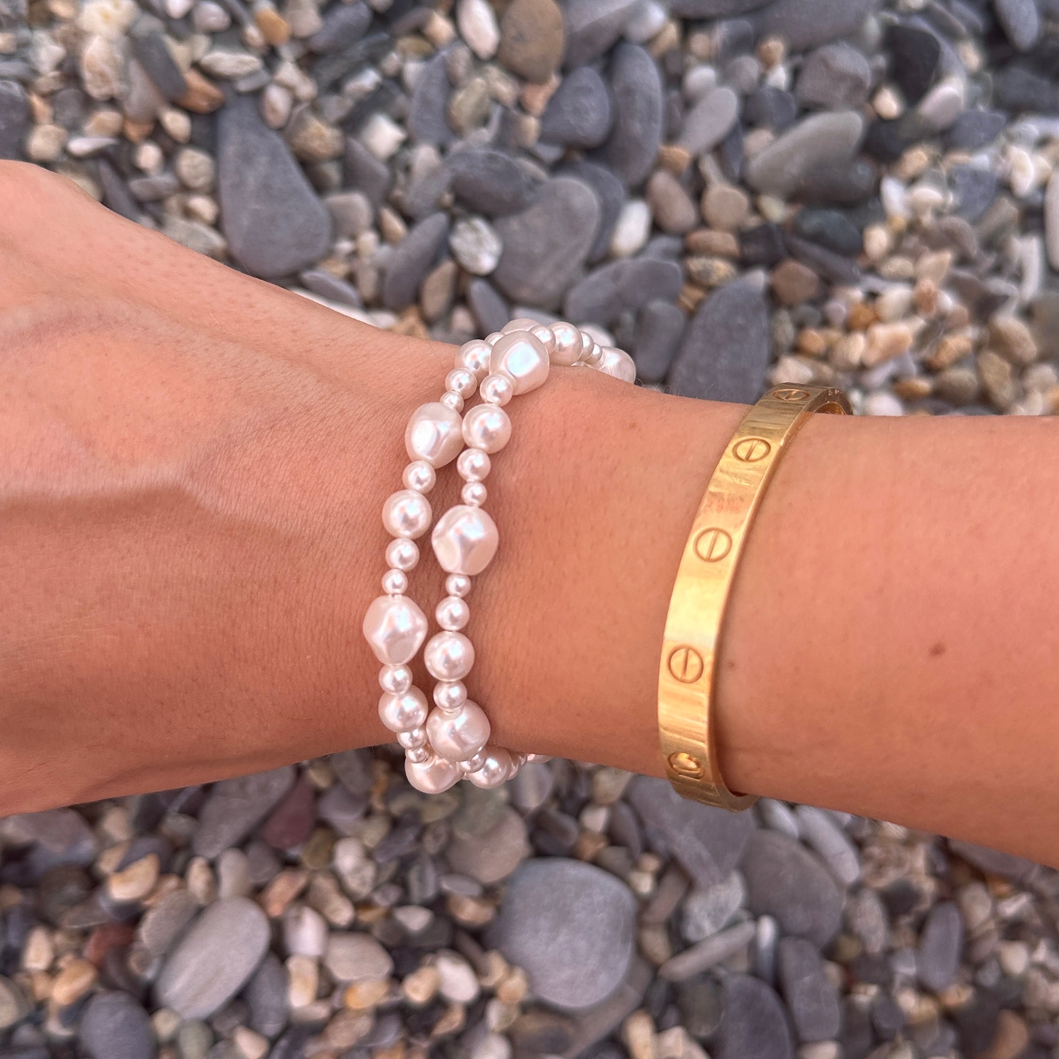 bracciale perline argento indossato