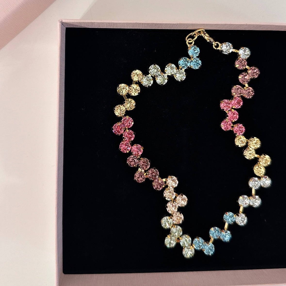 collana colori pastello origami con swarovski colorati