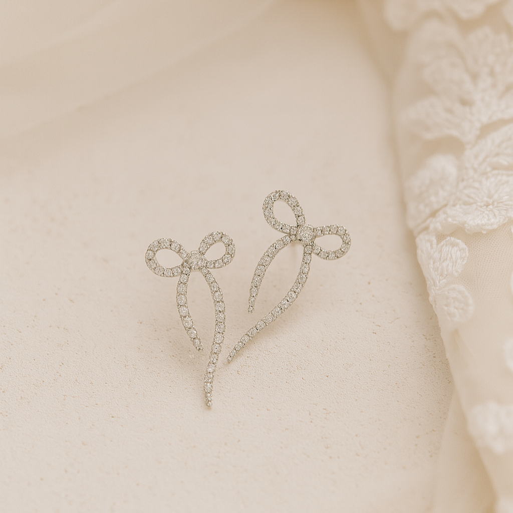 orecchini fiocco sposa luminosi eleganti con swarovski