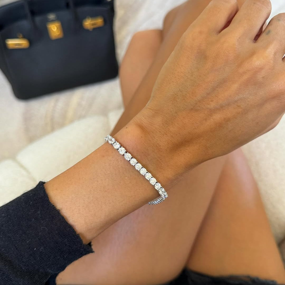 bracciale tennis diamanti indossato