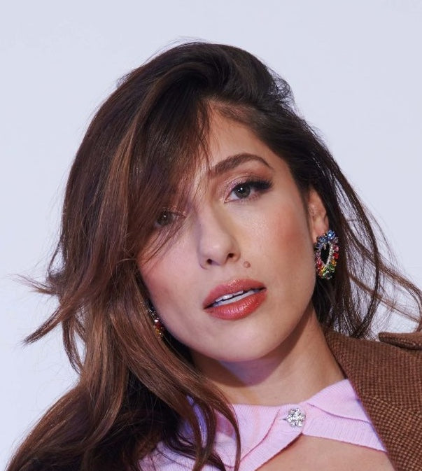 Press Room - Tefi Pessoa for Lady Gunn