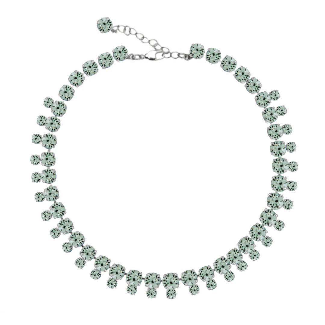 collana con doppia linea di cristalli verde chiaro e argento