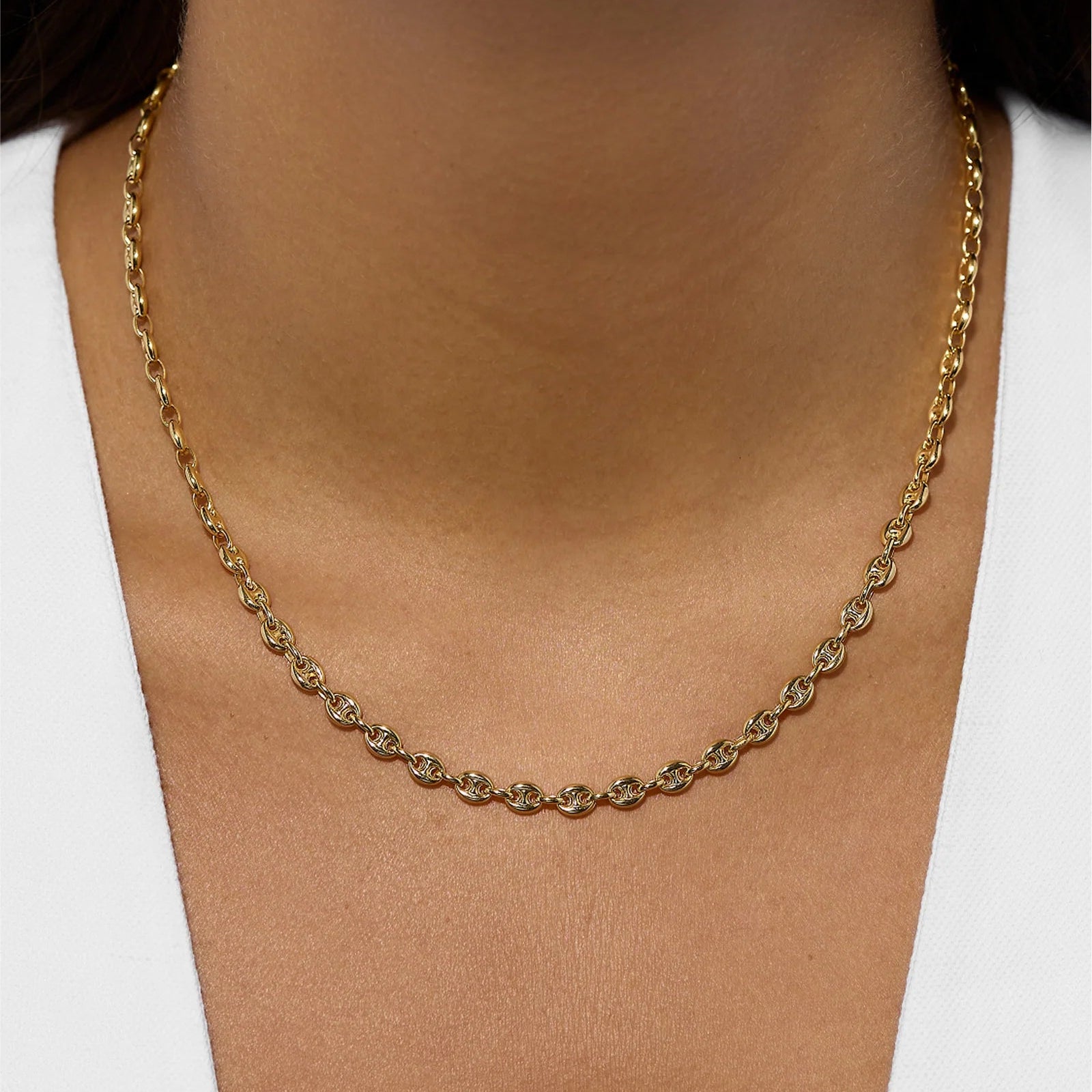 collana maglia marina oro indossata