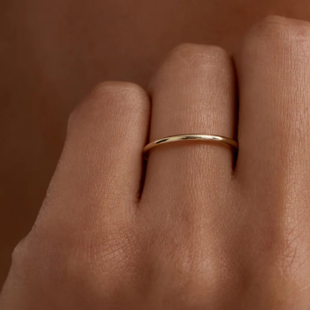 ferma anello sottile oro