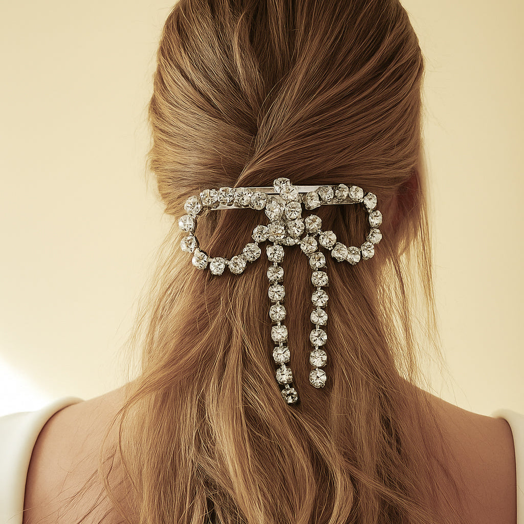 fermaglio fiocco da sposa grande con swarovski indossato