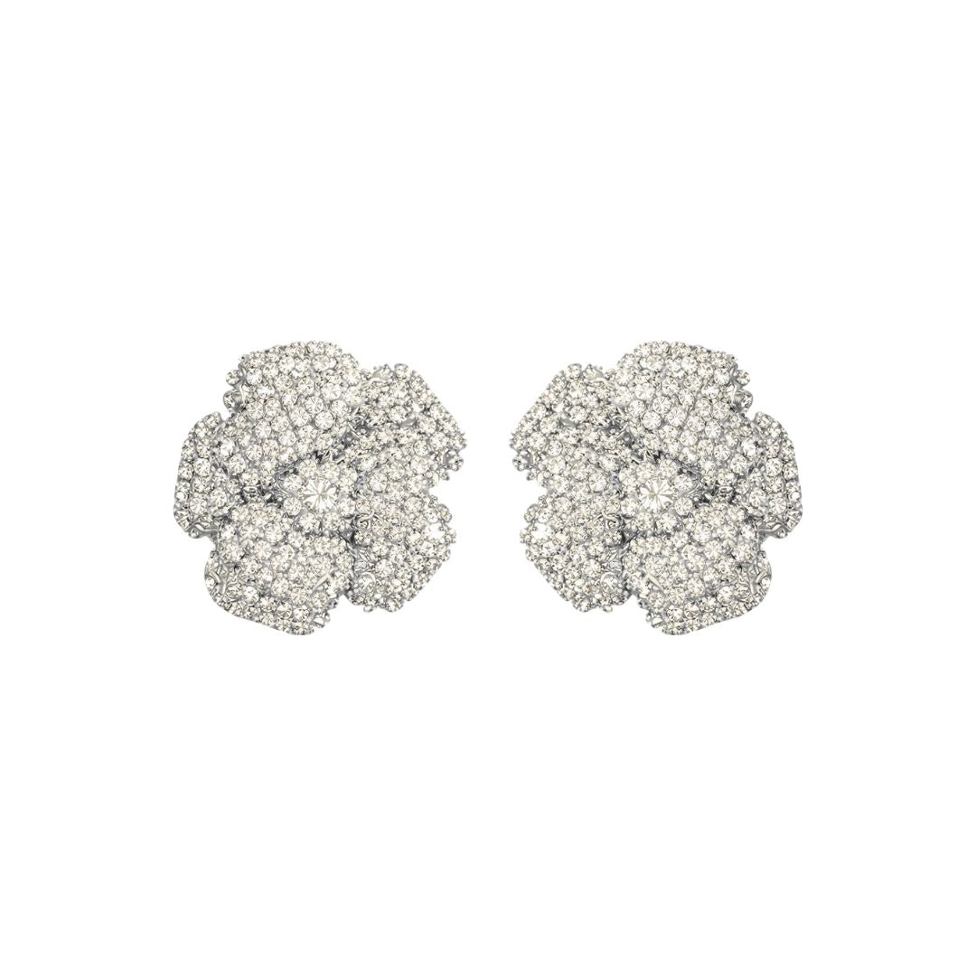 orecchini camelia argento con swarovski indossati