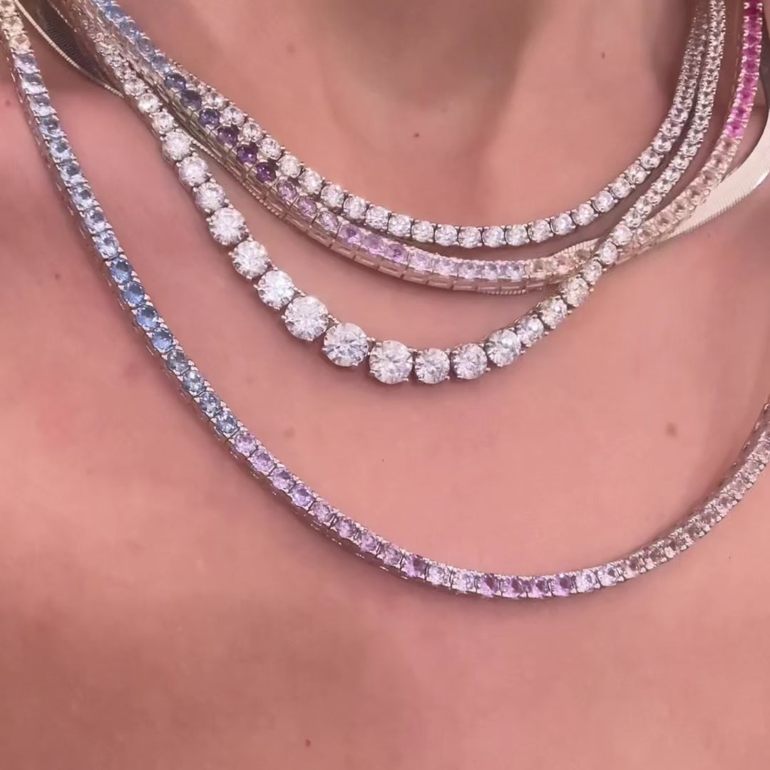 collane tennis argento 925 e zirconi arcobaleno indossate