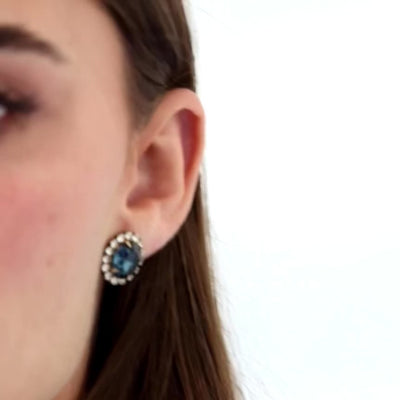 orecchini da sposa ovale blu swarovski indossati