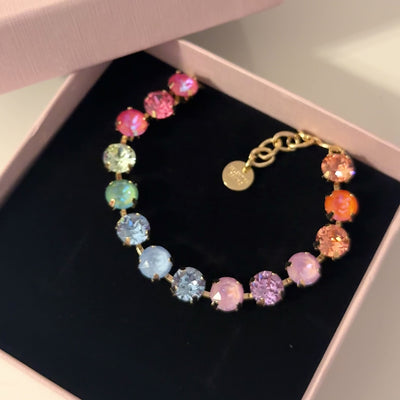 packaging rosa con bracciale armocromia primavera swarovski