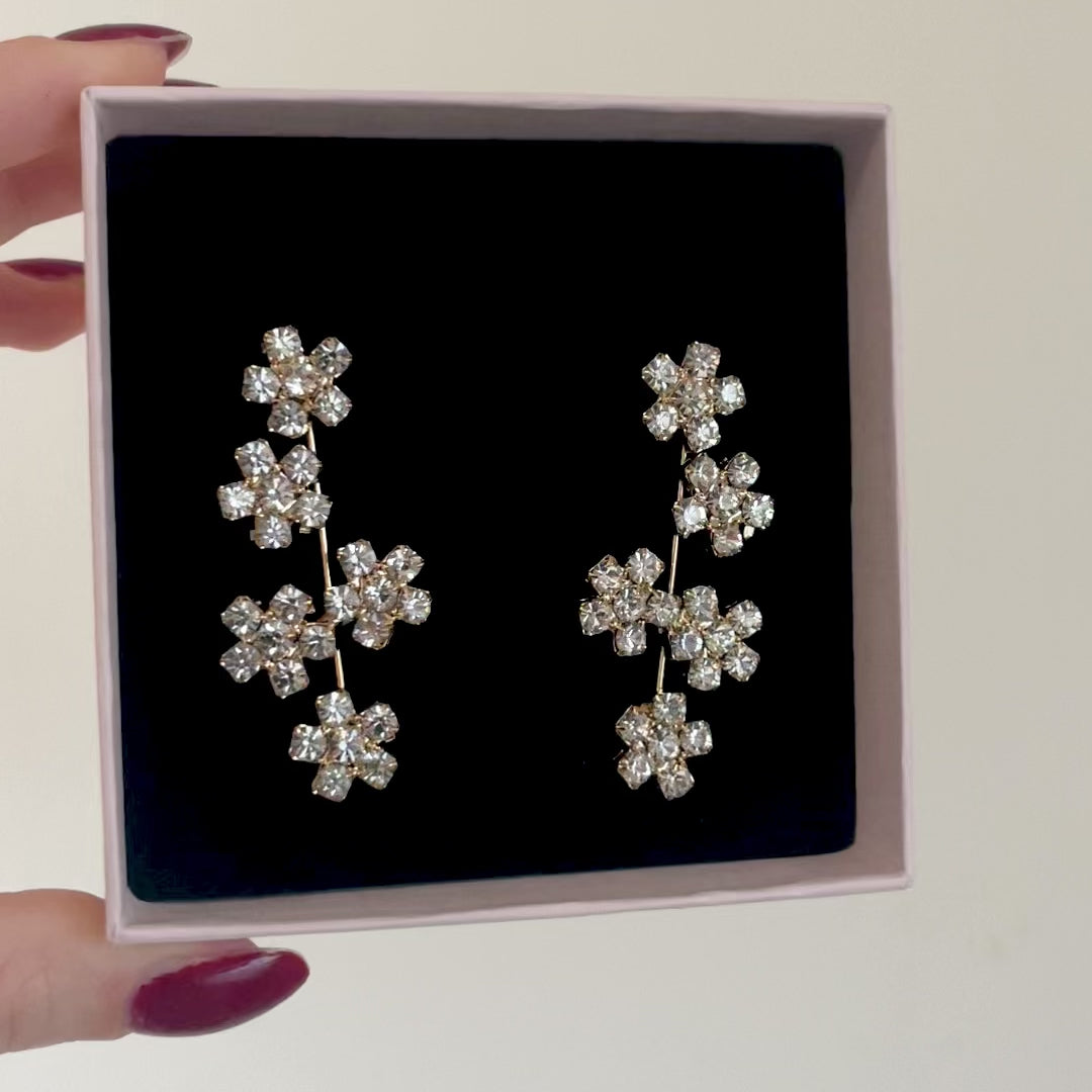 orecchini lunghi in fiori di swarovski pendenti