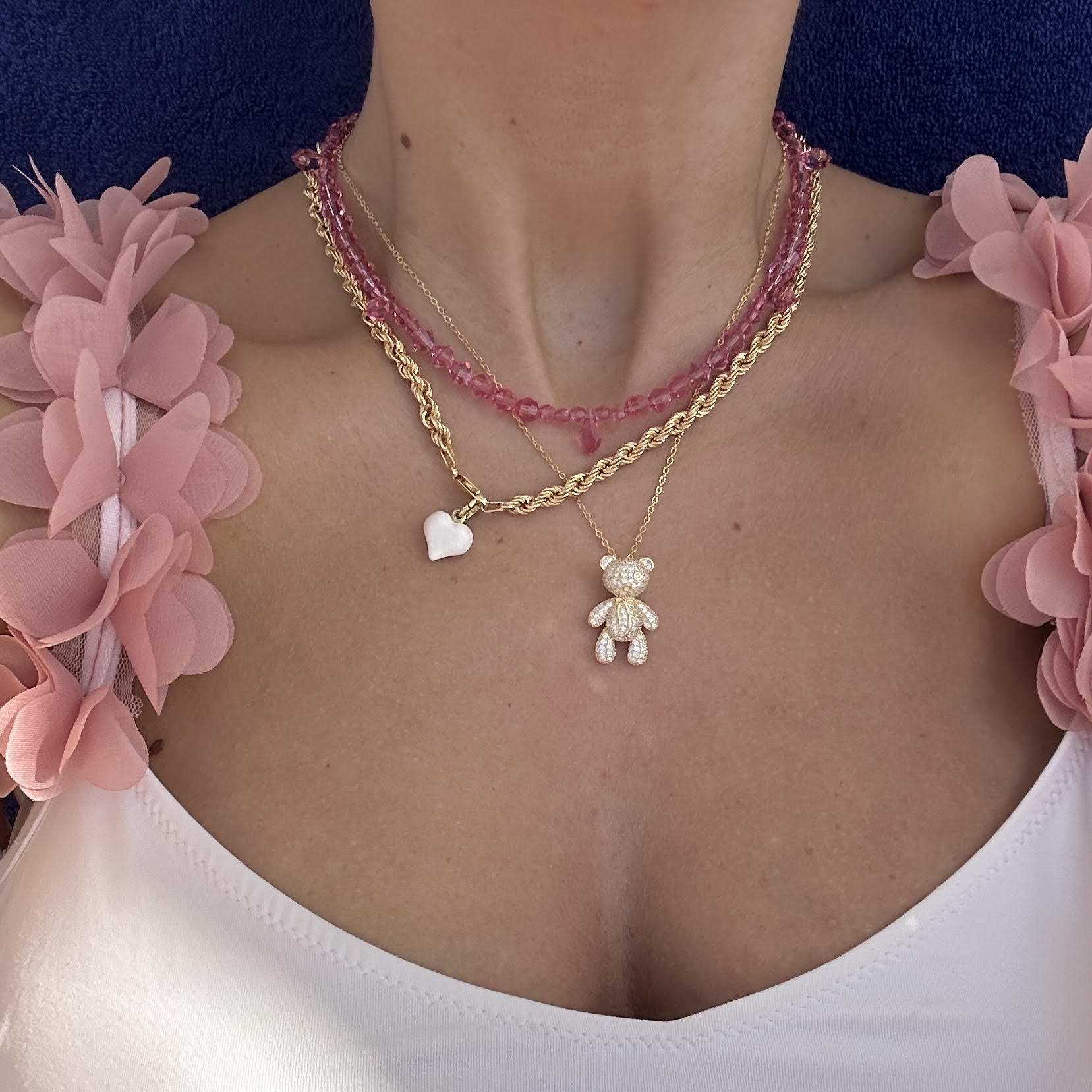 set di collane da indossare in onore della nascita di una femminuccia